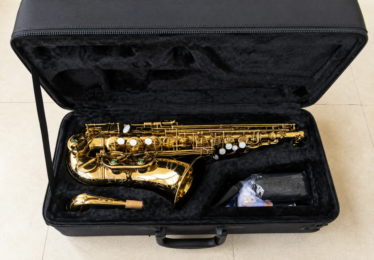 Chateau Alto Saxophone CAS-21L